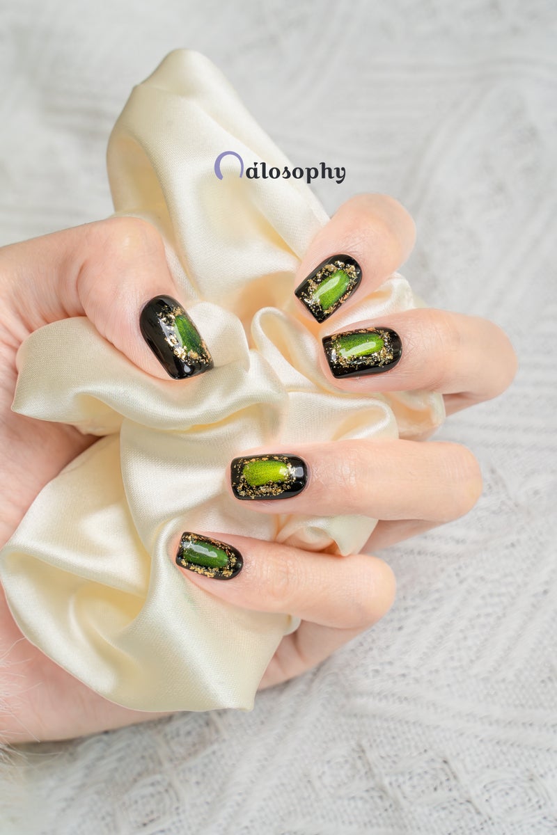 Nailosophy Handmade Luxury Press-on Nails Emerald Cat-Eye & Gold Foil on Black | Square Shape - Image 4